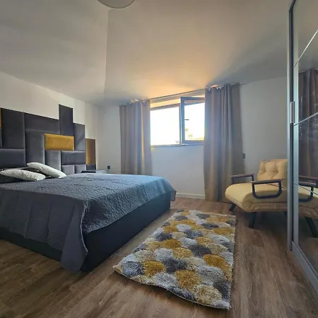 Ks Gondola Point * Bansko