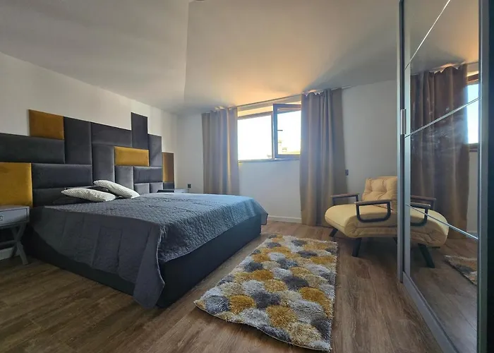 Ks Gondola Point * 班斯科