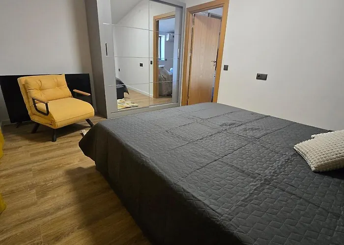 Ks Gondola Point 公寓 班斯科